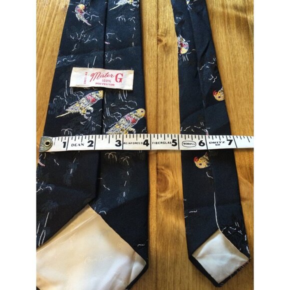 Vintage 70s Count Barini Mister G Parrot Print Polyester Tie Novelty Necktie Bir - Picture 5 of 6